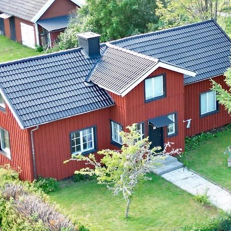 Вилла Lilla Roeda Huset. Sjotofta Экстерьер фото